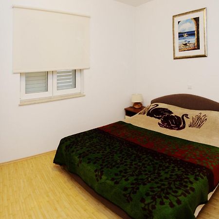 Apartments Slava Petricevic Podstrana Pokój zdjęcie