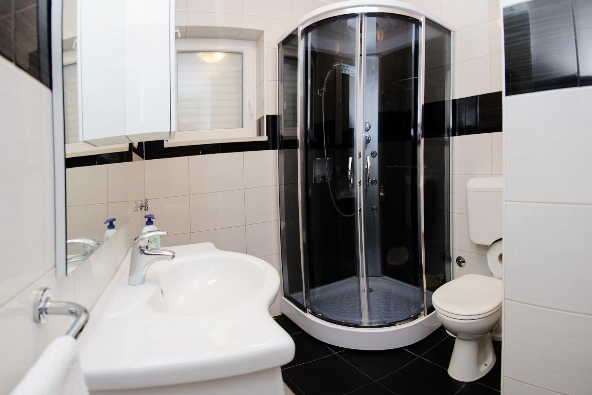 Apartments Slava Petricevic Podstrana Pokój zdjęcie